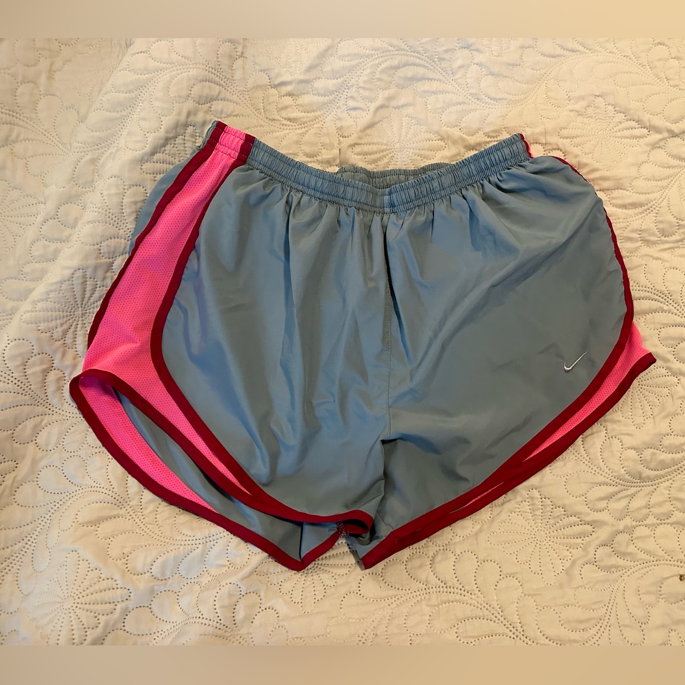 Women’s large Nike shorts